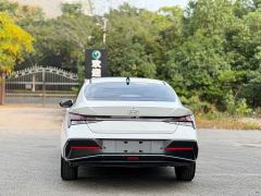 Hyundai Elantra 1.5L GLS Leading Edition - ფოტო 11