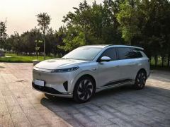 Dongfeng Yipai 008 EREV 210Max 6-seater - photo 1