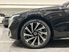 Mercedes-Benz E Class E-Class E 300 L Luxury - photo 3