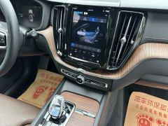 Volvo XC60 B5 AWD Smart Remote Luxury Edition - фото 11