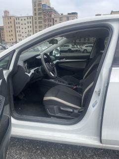 Volkswagen Golf 200TSI DCT - фото 4