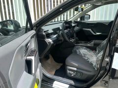 Toyota Wildlander Dual-Engine 2.0L 2WD AIR - photo 8