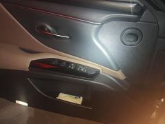 Lexus ES 200 Excellence Edition - ფოტო 12