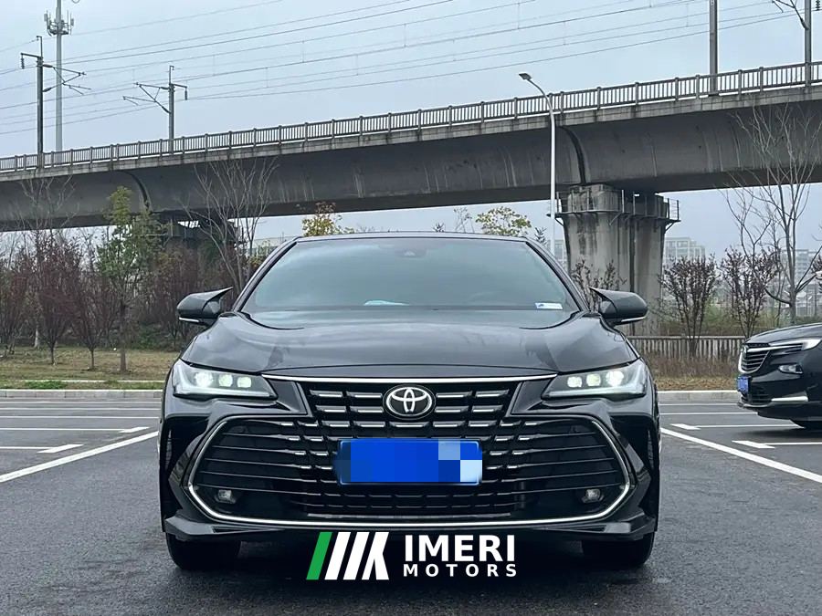 Toyota Avalon 2.0L CVT Enterprise Edition - автомобиль из Китая