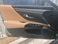Lexus ES 200 Excellence Edition - ფოტო 12