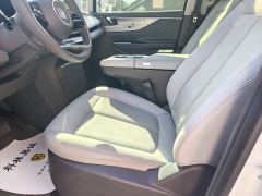 Buick GL8 Luxun 2.0T Smart Edition - ფოტო 3