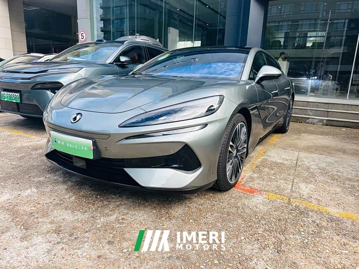 Denza Z9GT 2024 1100 four-wheel drive Ultra version