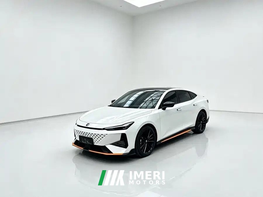 Changan UNI-V 1.5T Premium - ავტომობილი ჩინეთიდან