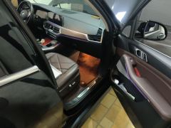 BMW X5 xDrive30Li Deluxe VersionM - ფოტო 19