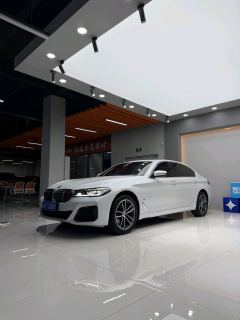 BMW 5 Series Facelift 525Li M Sport Package - фото 1