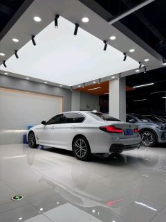 BMW 5 Series Facelift 525Li M Sport Package - фото 9