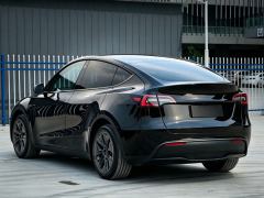 Tesla Model Y 719km Long Range AWD - photo 9