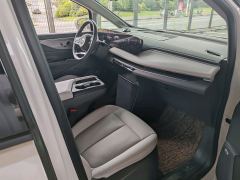 Buick GL8 2.0T Deluxe Edition - ფოტო 11