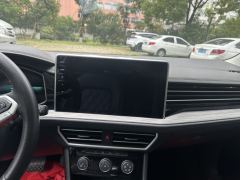 Volkswagen Jetta 300TSI Edition - ფოტო 3