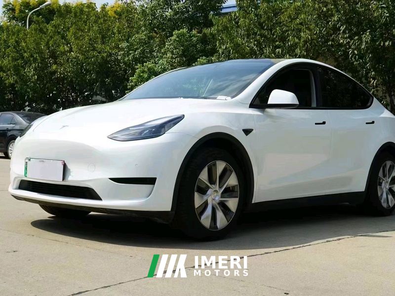 Tesla Model Y 660km Long Range AWD - car from China