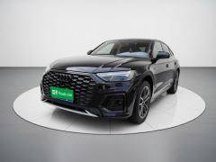 Audi Q5L Sportback Facelift 40 TFSI Luxury - фото 1