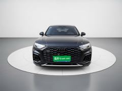 Audi Q5L Sportback Facelift 40 TFSI Luxury - фото 2