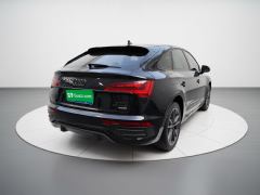 Audi Q5L Sportback Facelift 40 TFSI Luxury - фото 4