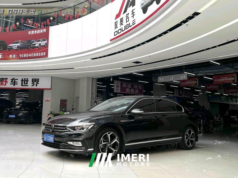 Volkswagen Magotan Edition 330TSI Luxury Version - автомобиль из Китая