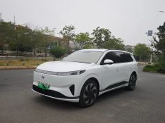 Dongfeng Yipai 008 EREV 210Max 6-seater - ფოტო 1