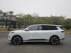 Dongfeng Yipai 008 EREV 210Max 6-seater - ფოტო 10