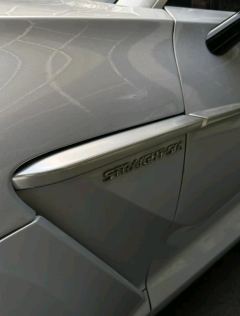 Aston Martin DBX 3.0T Straight-Six - photo 8
