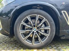 BMW X5 xDrive30Li Deluxe VersionM - ფოტო 18