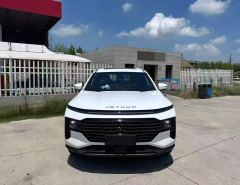 Jetour X70 PLUS 1.5T Luxury Edition 7-seater - фото 2