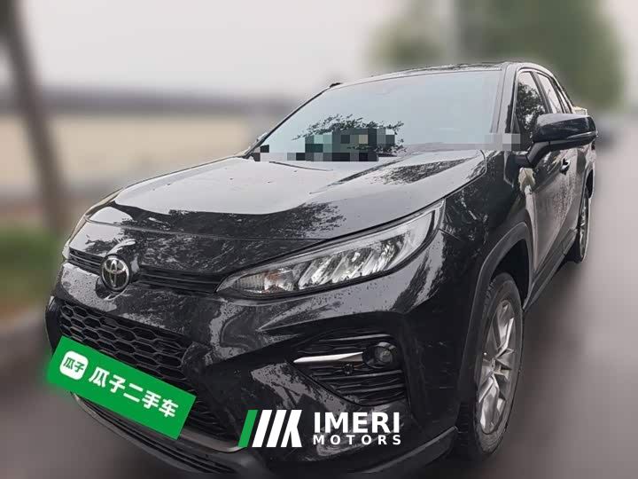 Toyota Wildland 2.0L CVT FWD Leading Edition