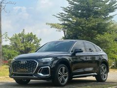 Audi Q5L Sportback 40 TFSI Luxury - фото 1