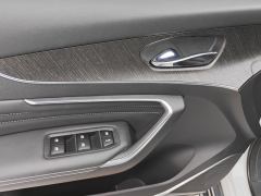 Venucia V 260T DCT Monarch Edition - ფოტო 13