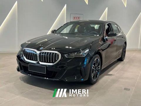 2025 BMW 5 Series 530Li Premier Luxury Package - car from China