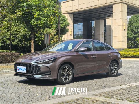 2025 MG5 180DVVT CVT Edition - car from China