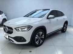 Mercedes-Benz GLA 200 - ფოტო 1