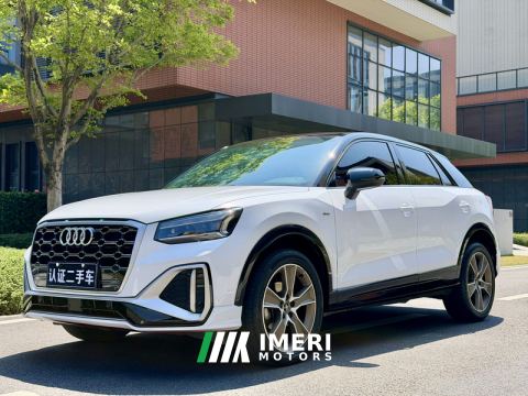 2022 Audi Q2L 35 TFSI Luxury Dynamic - автомобиль из Китая