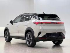 Lynk & Co 06 Relive 1.5T Ultra - ფოტო 7