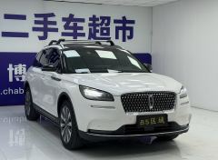 Lincoln Adventurer 2.0T RWD Luxury Edition - ფოტო 3