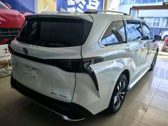 Toyota Gravia Dual-Engine 2.5L 4WD Premier Plus Edition - photo 10
