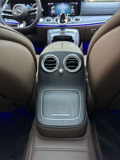 Mercedes-Benz E Class Plug-in Hybrid E PHEV E 350 e L - ფოტო 10