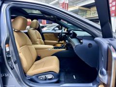 Lexus LS 500h Premium - ფოტო 10