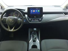 Toyota Corolla Dual-Engine 1.8L E-CVT Pioneer Edition - ფოტო 16