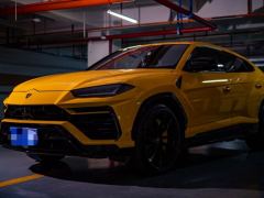 Lamborghini Urus 4.0T V8 - photo 1