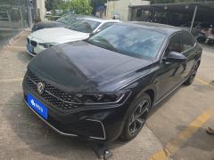 Volkswagen Passat Distinguished Edition 380TSI Starry Sky Dragon Edition - фото 1