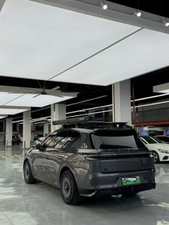 Li Auto L8 Max - ფოტო 8