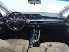 Buick GL6 323T Luxury Version - ფოტო 16