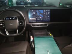 Li Auto Li L8 Pro - ფოტო 16