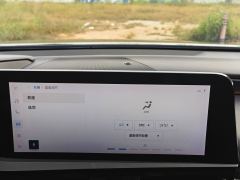 Lexus ES 300h Excellence Edition - ფოტო 14