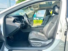 Toyota Camry Dual-Engine 2.0HG Prestige Edition - фото 4