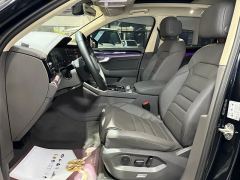 Volkswagen Touareg 3.0T Premium Classic Sports Suit - ფოტო 10