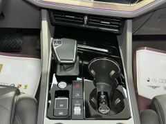 Volkswagen Touareg 3.0T Premium Classic Sports Suit - ფოტო 13